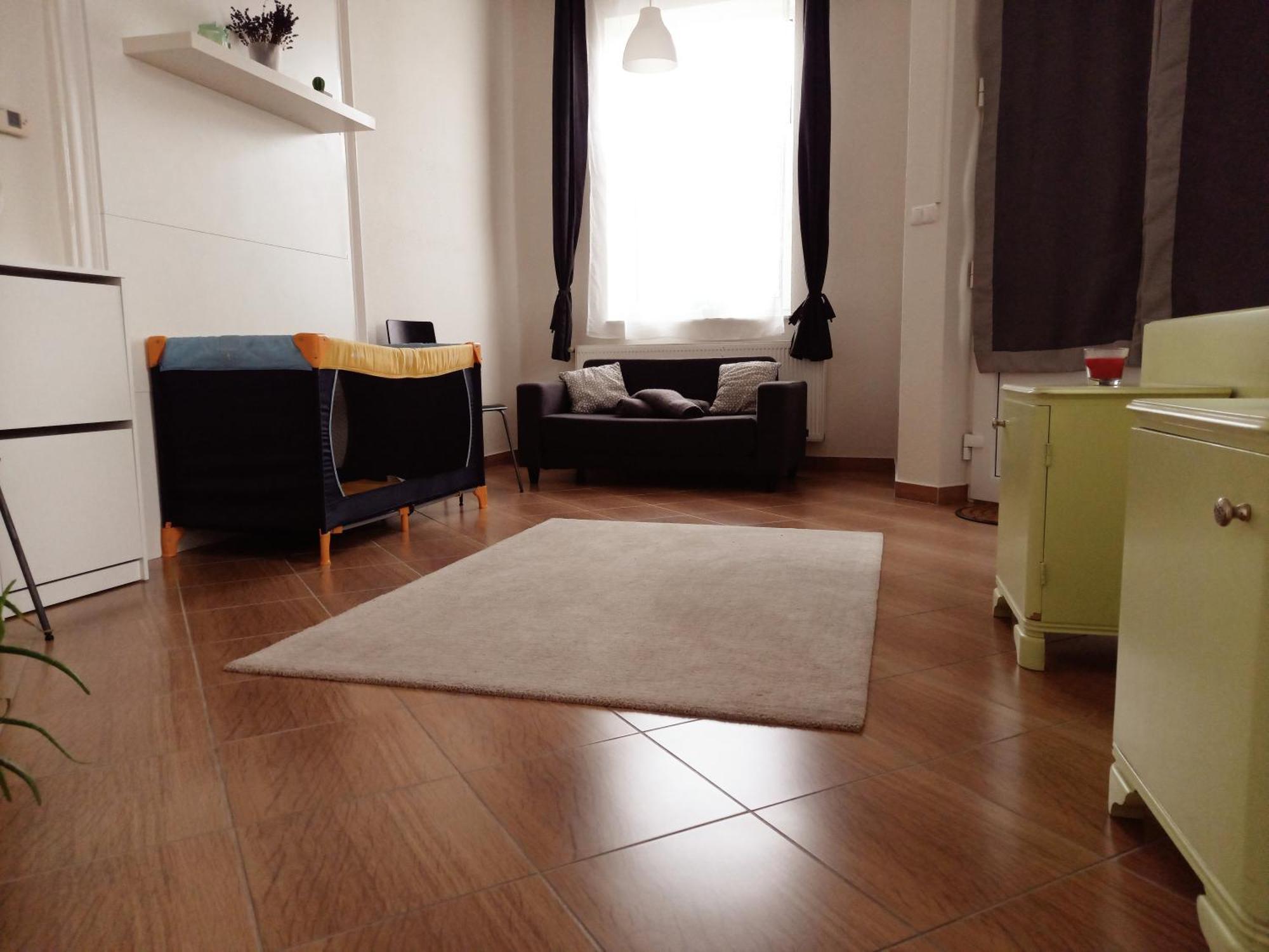 Idill Apartmanhaz B&B Tiszafüred Zewnętrze zdjęcie
